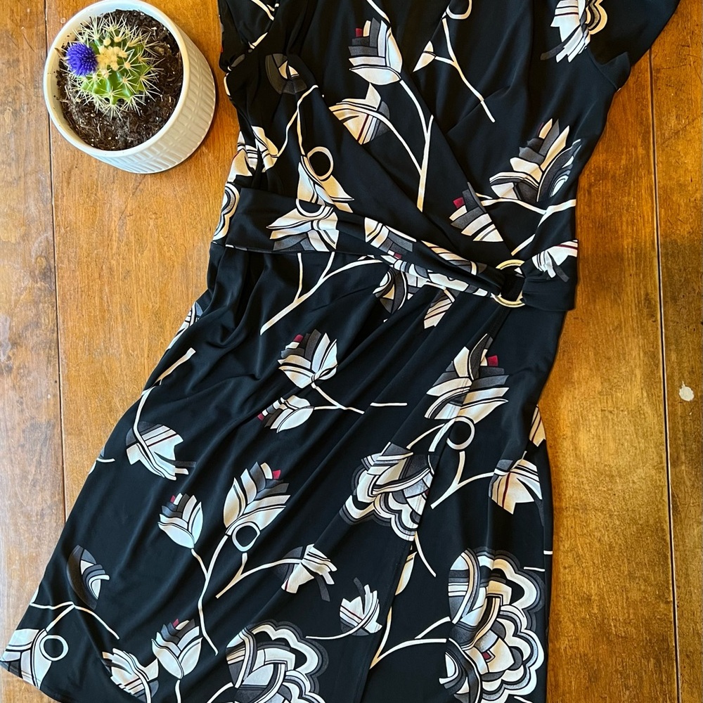 WHBM Black Floral Wrap Dress Womens Size 12 Jersey Stretch